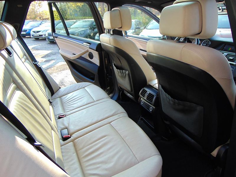 BMW X5 3,0 D - fotka 18 z 21