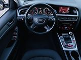 Audi A4 2.0TDI MAN VÝHŘEV SERVISKA LED - náhled 24