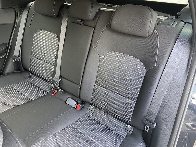Kia Ceed SW (2025) TOP Tech+Bus 