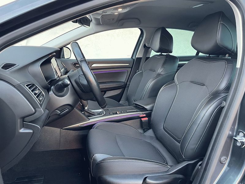 Renault Mégane (2021) GrandCoupé INTENS BluedCi 115 - fotka 20 z 27