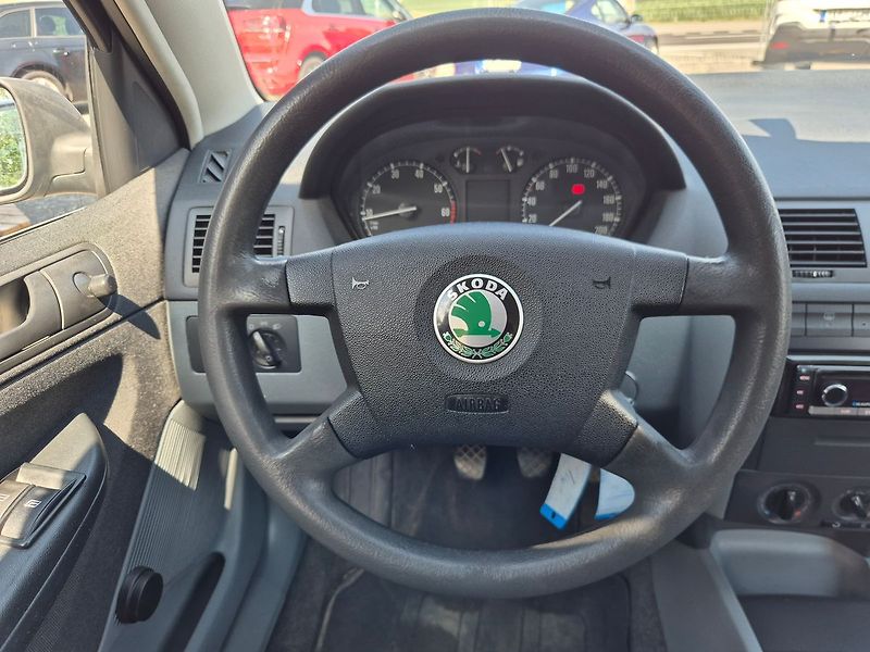 Škoda Fabia (2003) 1.2HTP 47kW, tažné, klima, pěk - fotka 13 z 20
