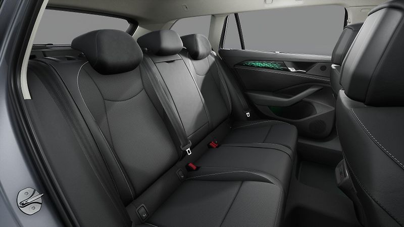 Volkswagen Passat (2026) Elegance 1,5 eTSI 110 kW mHEV - fotka 11 z 11