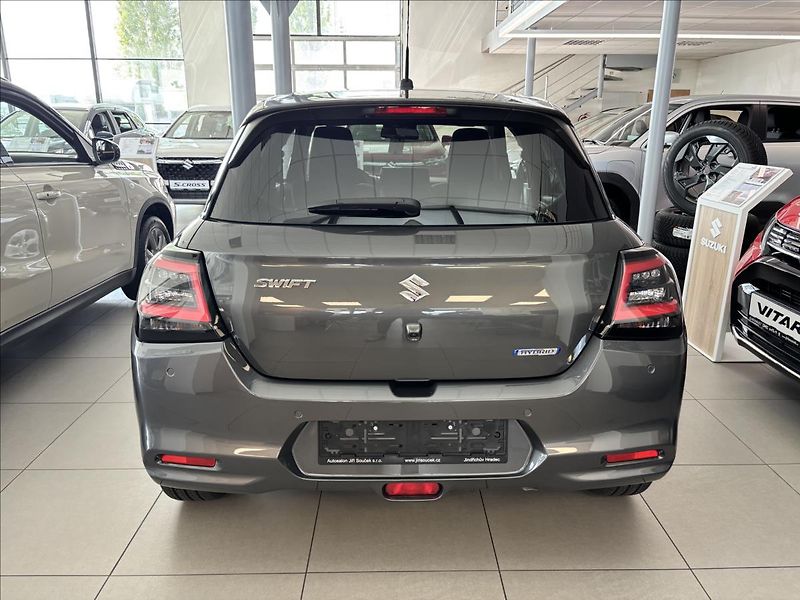 Suzuki Swift (2026) 1,2   PREMIUM HYBRID CVT - fotka 4 z 14