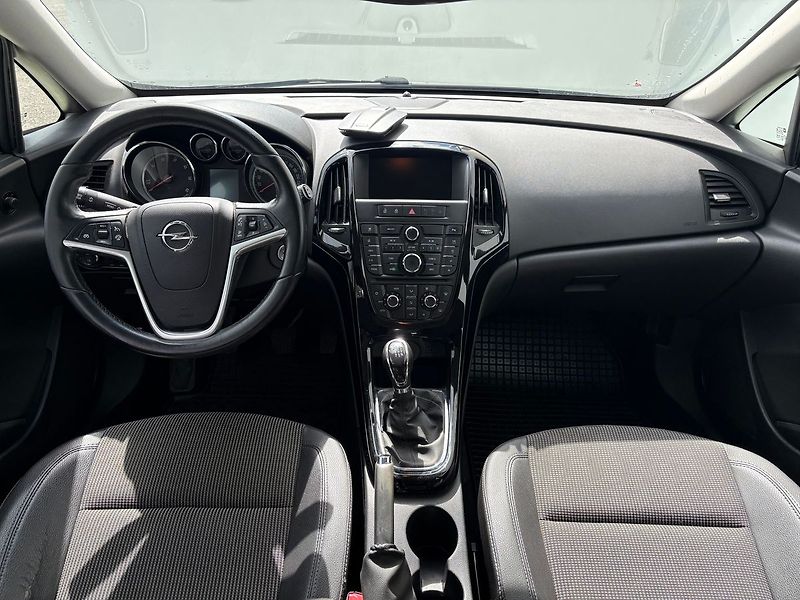 Opel Astra 1,6, 81kW Sports Tourer, Tažné - fotka 5 z 17