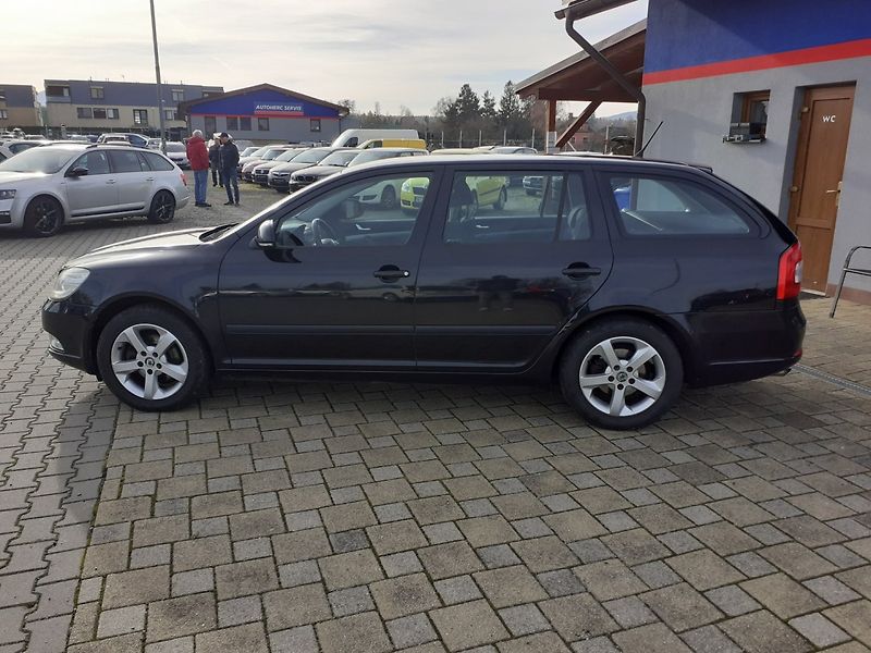 Škoda Octavia (2013) KOMBI 1.6 TDi 4x4 ČR - fotka 6 z 34