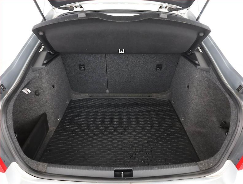 Škoda Octavia (2013) 1.4 TSI, Serv.kniha, Tempomat - fotka 15 z 16