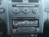 Volkswagen Touran (2014) Cross 1.6 TDI, Tempomat - náhled 12