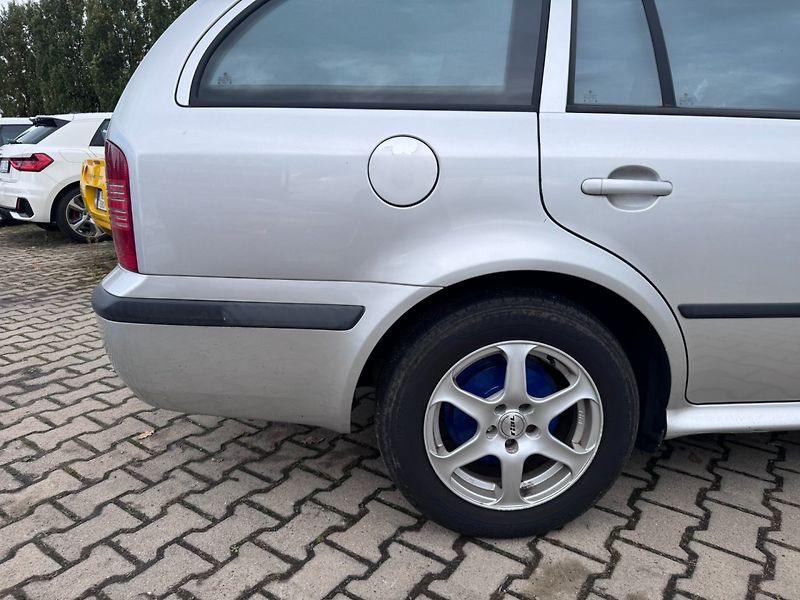 Škoda Octavia (2003) 1,6 MPI 75 KW KOLA 2. MAJ - fotka 15 z 44