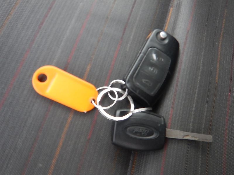 Ford C-MAX 1.8 TDci 85 KW - fotka 12 z 14