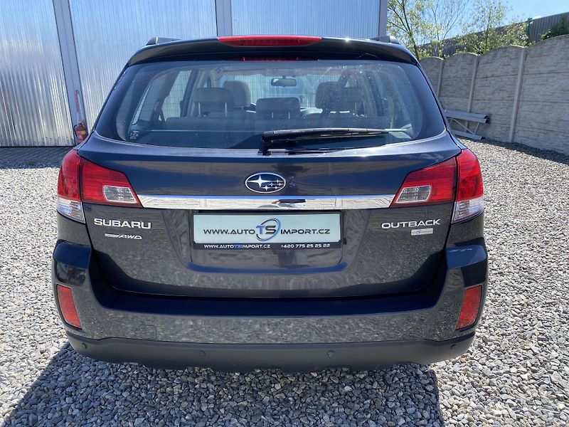Subaru Outback 2.5i 170PS 4x4 BIFUEL PAN NAVI - fotka 11 z 157