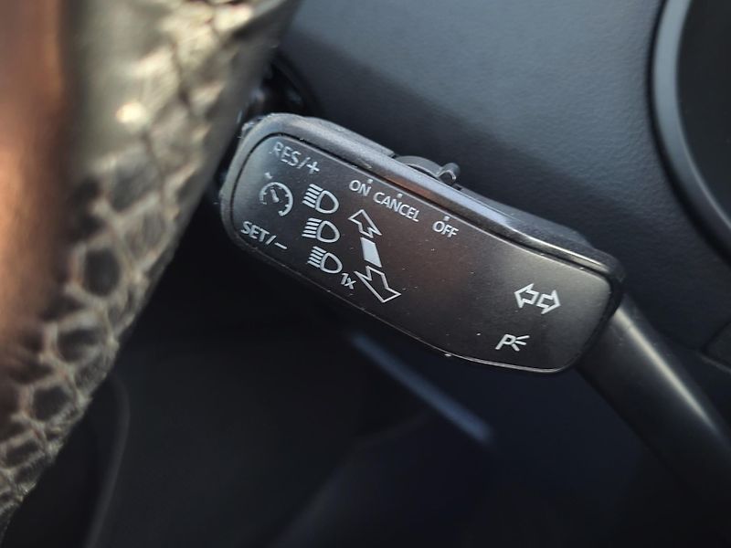 Škoda Octavia 2.0 TDi 110kW AMBITION - fotka 22 z 43
