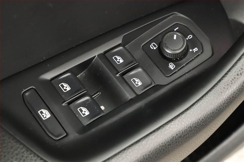 Volkswagen Arteon (2019) R-line 2.0 TDI - fotka 9 z 20