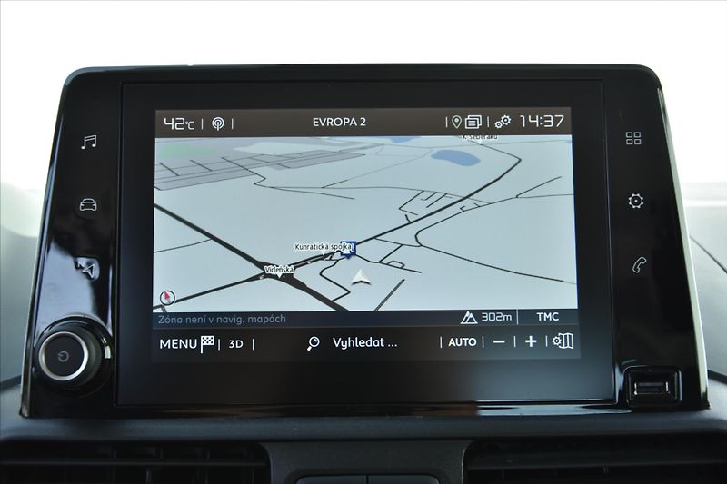 Citroën Berlingo 1.2i 96kW XTR  A/T 1. MAJITEL - fotka 25 z 31