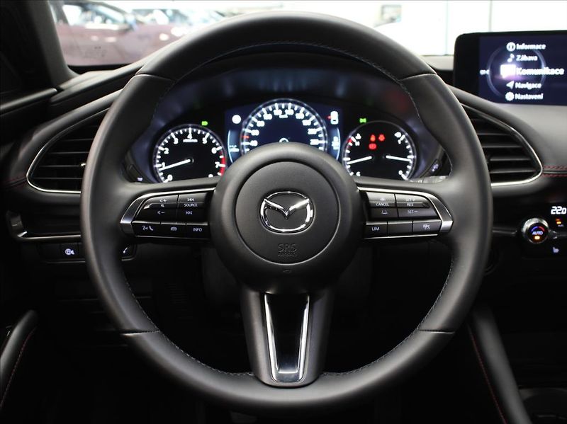 Mazda 3 2,5 G140 Homura 34tkm.ČR - fotka 9 z 25