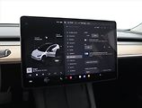 Tesla Model 3 (2023) Standard Range 60kWh, SoH 95% - náhled 25