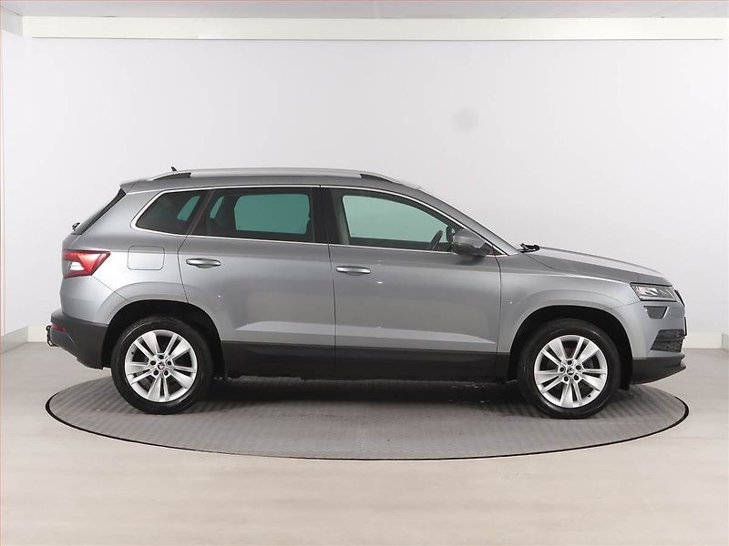 Škoda Karoq (2019) Style 1.6 TDI - fotka 6 z 12