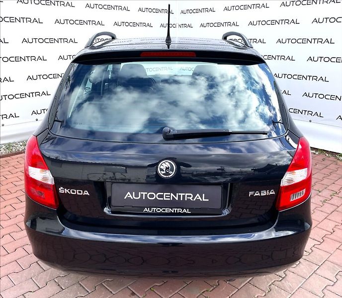 Škoda Fabia 1,2 TSi,63kW,po servisu - fotka 5 z 20