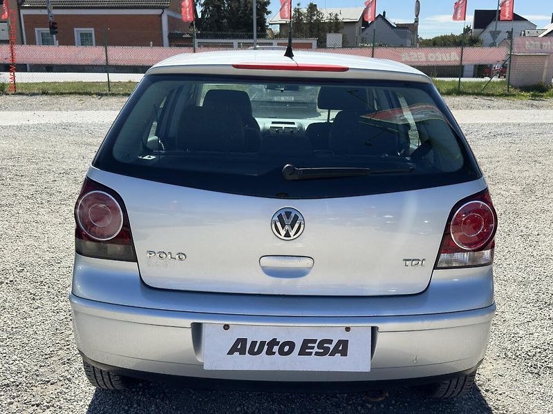 Volkswagen Polo (2007) 1.4TDI, AC - fotka 5 z 16