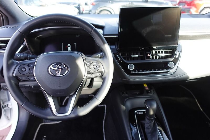 Toyota Corolla 2.0HSD e-CVT Comfort Tech - fotka 15 z 32