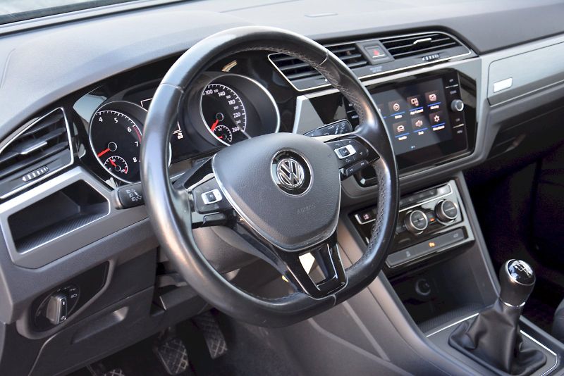 Volkswagen Touran (2018) 1.4 TSI 110 kW Comfortline - fotka 9 z 28