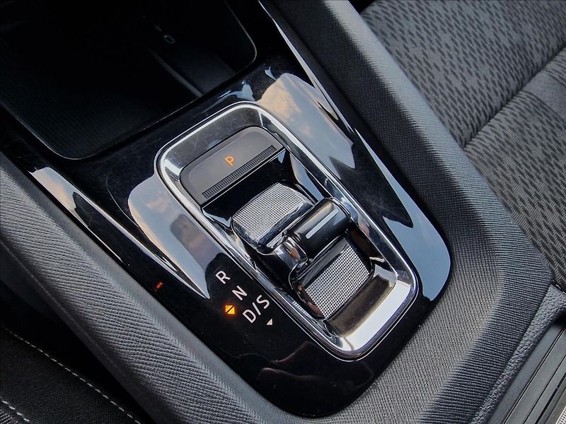 Škoda Octavia 2.0 TDI DSG Style Combi,1.Maj - fotka 36 z 50