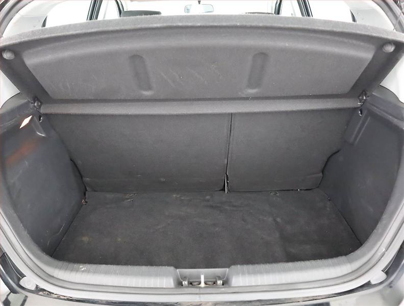 Hyundai i20 (2013) 1.1 CRDi - fotka 12 z 12