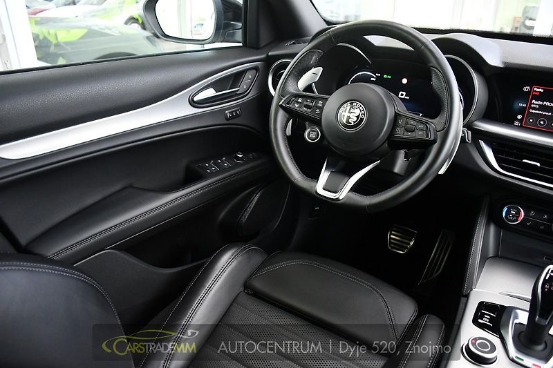 Alfa Romeo Stelvio 2,2D 154kW VELOCE AT8-Q4  - fotka 20 z 53