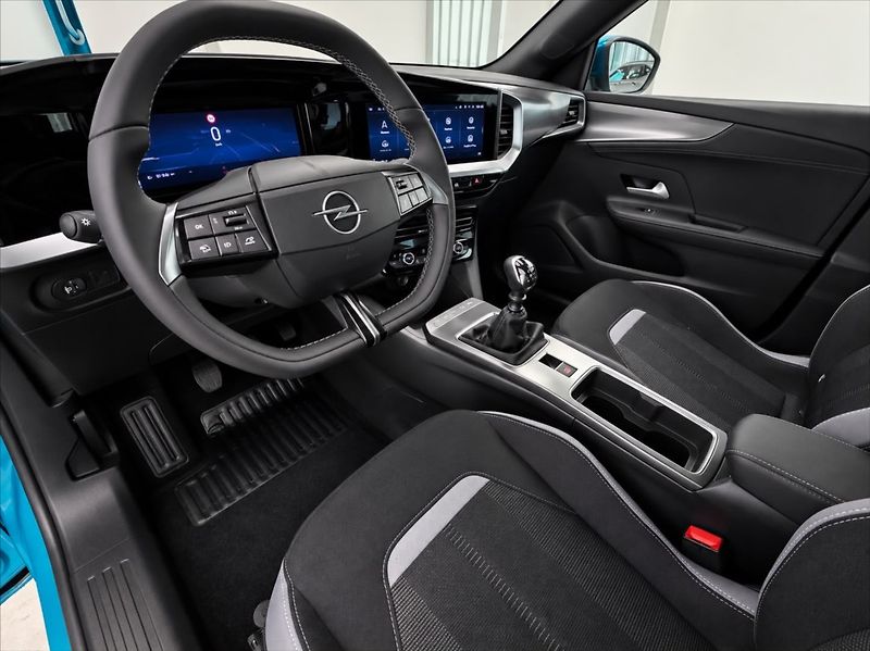 Opel Mokka 1,2 TURBO 100 KW GS - fotka 10 z 14