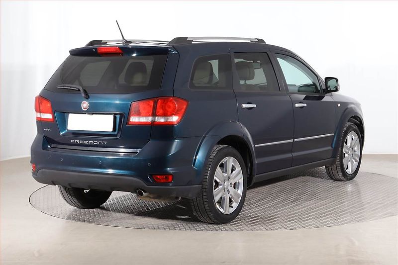 Fiat Freemont (2013) 2.0 MultiJet, 4X4, Automat - fotka 5 z 30