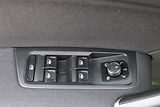 Volkswagen Touran (2023) 2.0 TDI 110kW DSG LED - náhled 11