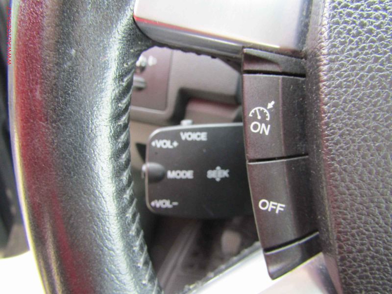 Ford C-MAX (2007) 2.0 TDCi, autoAC - fotka 14 z 15