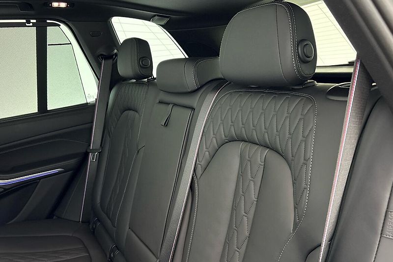 BMW X5 xDrive30d - fotka 9 z 29
