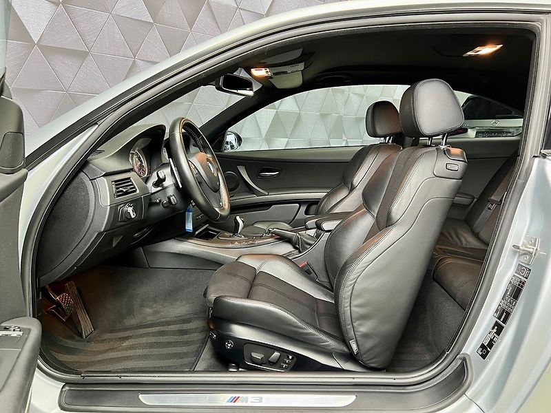 BMW M3 COUPE, NAVIGACE, CARBON, EDC - fotka 11 z 23