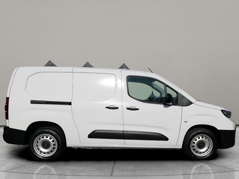 Toyota ProAce CITY 1,5D Active 96kW - fotka 3 z 16