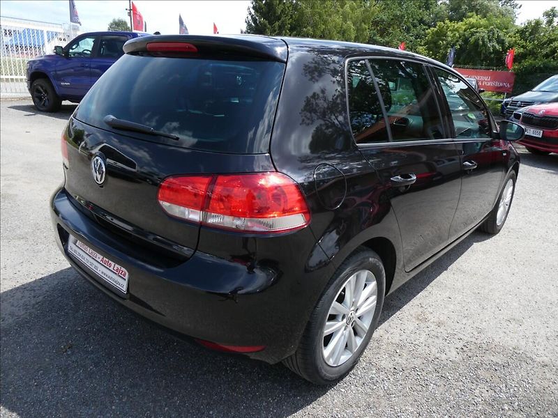 Volkswagen Golf 1,2 TSi 77kW Match,po rozvodec - fotka 9 z 53