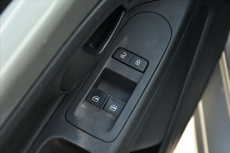 Škoda Citigo 1.0 MPI 44kW AMBITION ČR - fotka 16 z 16