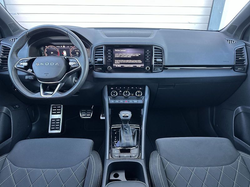 Škoda Karoq (2026) 1.5 TSI DSG Sportline - fotka 5 z 37