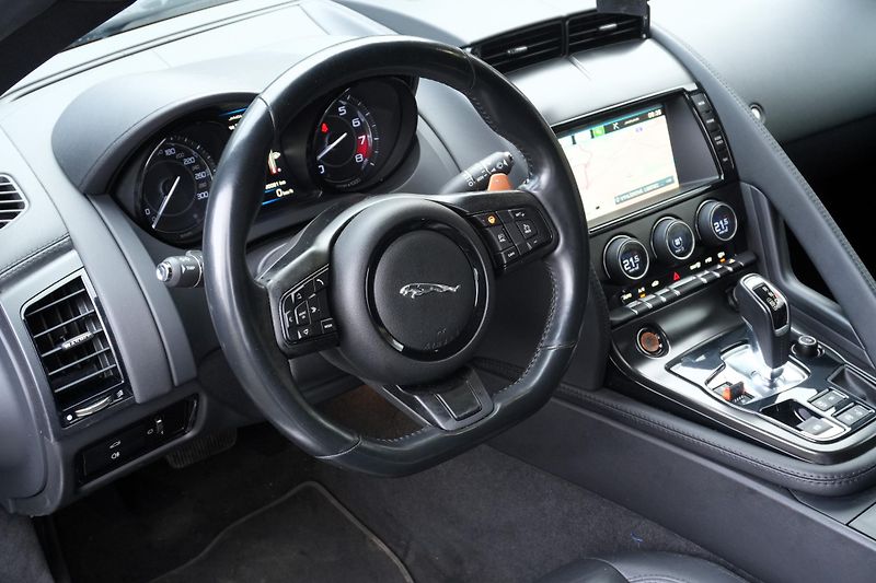 Jaguar F-Type S 3.0 380 PS, Kamera, Panorama - fotka 13 z 29