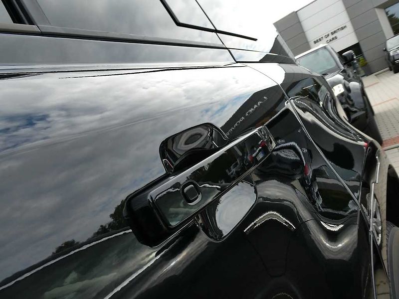 Land Rover Defender 110 3,0 X-Dynamic SE D250 - fotka 36 z 37