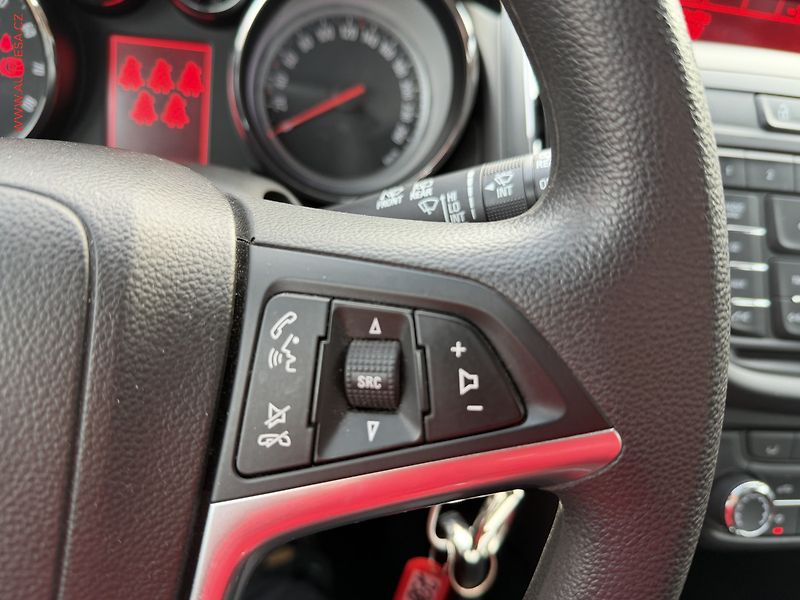 Opel Zafira (2016) 1.4T, Bixen, AC, temp - fotka 16 z 19