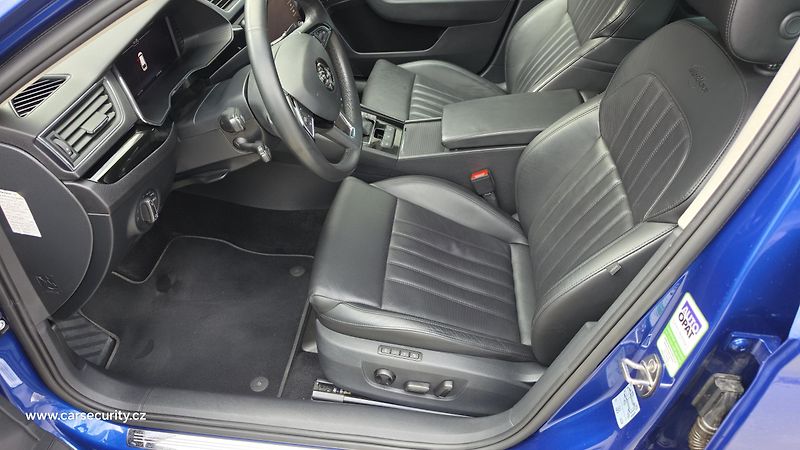 Škoda Superb (2019) Canton,Virtual,Webasto,Masáž - fotka 11 z 36