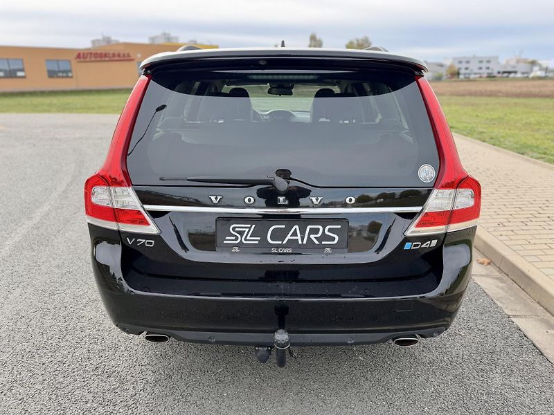 Volvo V70 2.0 D4 POLESTAR NAVI ROZVODY - fotka 4 z 46