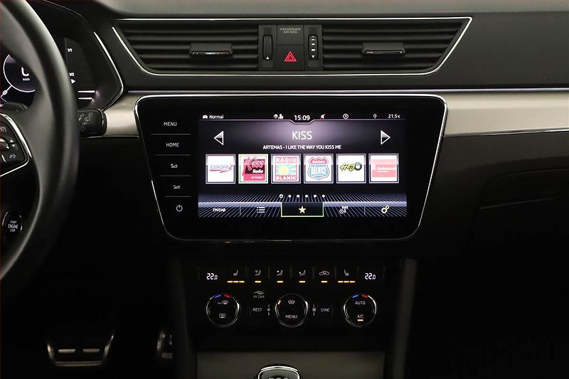 Škoda Superb (2020) Laurin&Klement iV 1.4 TSI PHEV - fotka 11 z 22