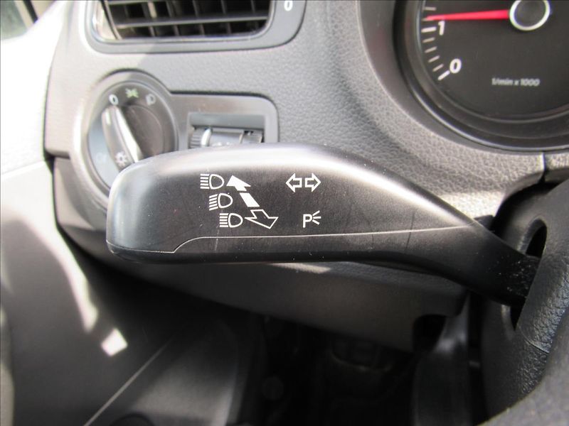 Volkswagen Polo 1,2 51kW Trend - fotka 19 z 27