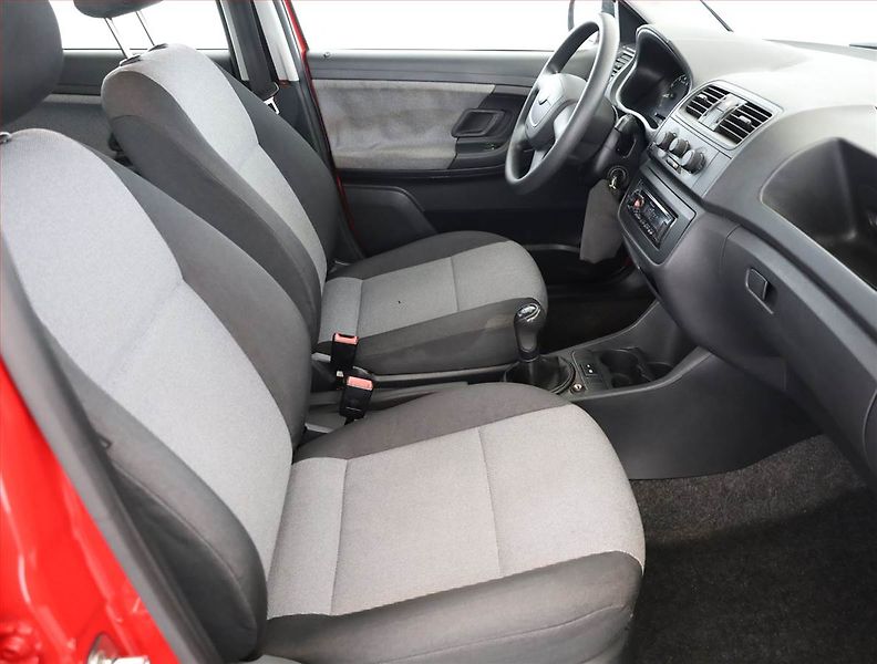 Škoda Fabia (2009) 1.2 - fotka 7 z 14