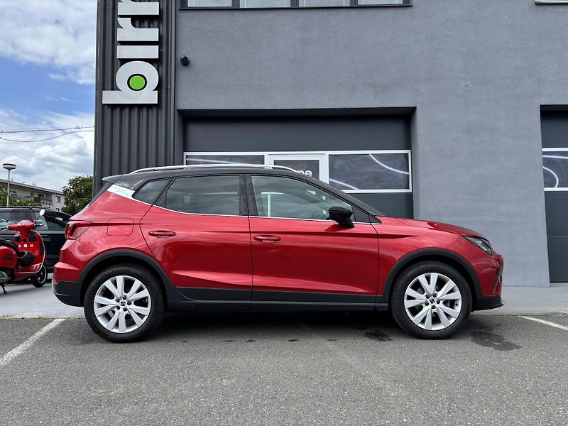 Seat Arona (2023)  Xperience 1.0 TSI (70 kW) MAN - fotka 2 z 17