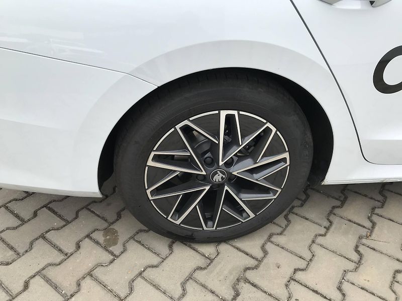 Škoda Octavia (2026) Combi Sportline 7DSG  1,5TSI - fotka 21 z 21