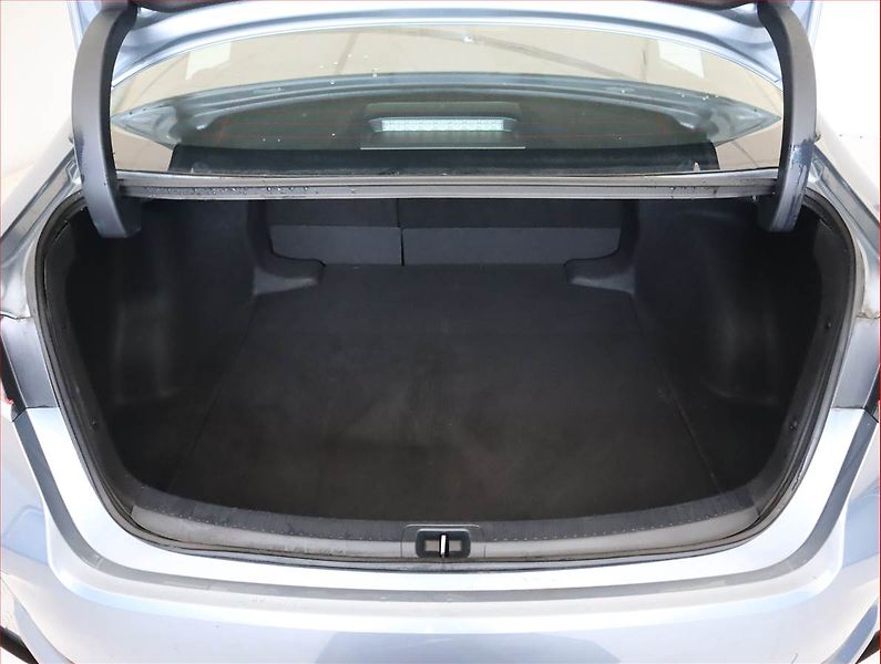 Toyota Corolla (2022) 1.5 VVT-i, Serv.kniha - fotka 14 z 19