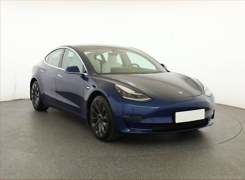 Tesla Model 3 (2019) Long Range 4WD 78kWh, SoH 85% - fotografie inzerátu