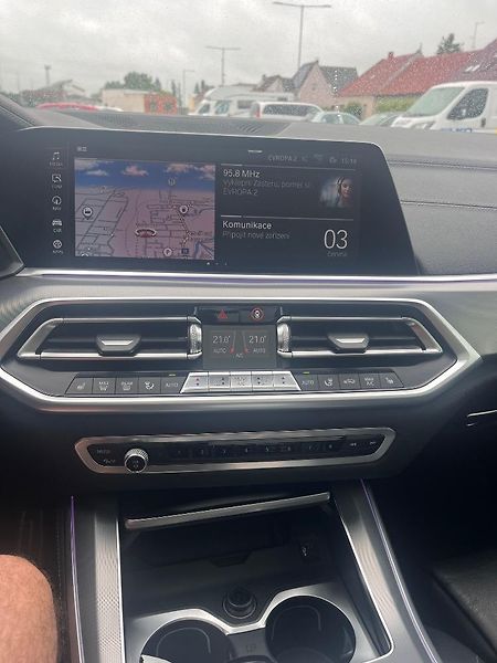 BMW X5 (2020) - fotka 11 z 14